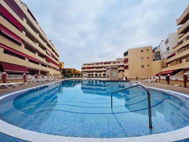 Апартаменты Cozy Beachfront Flat With Pool & Panoramic Sea View Terrace Пуэрто-де-Сантьяго Экстерьер фото